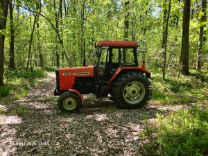Ursus 4512