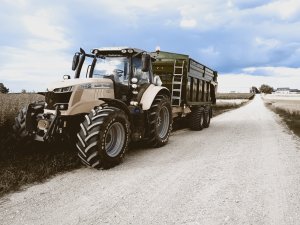 Massey Ferguson 7715S