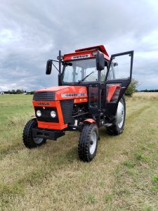Ursus 4512 
