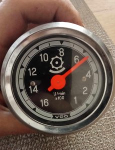 Zegar obrotów młocarni Bizon Sampo 2020