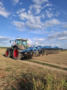 Fendt 824 Vario & Mandam Spec HD 3m