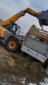 JCB 526-56 Agri + zago King 110 nt