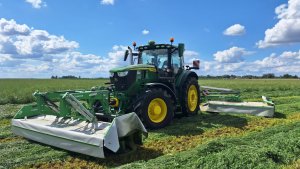John Deere 6R / 6M