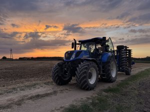 New Holland T7 & Landstal BTH 500
