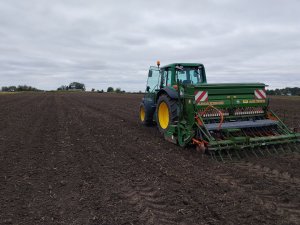 John Deere 6520 amazone ad 303