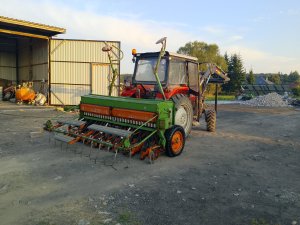 MF 255 & Amazone  D8-30 Super