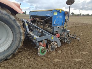 Agregat uprawowo siewny