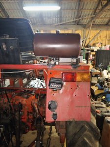 Dodatkowy zbiornik oleju T-25