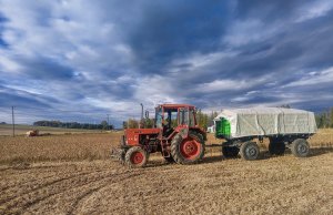 MTZ 82 & Przyczepa dwuosiowa