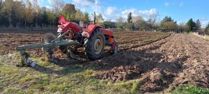 Ursus C-355 & Pług ug3