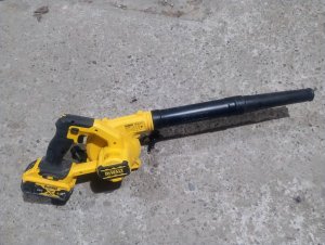 Dmuchawa DeWalt