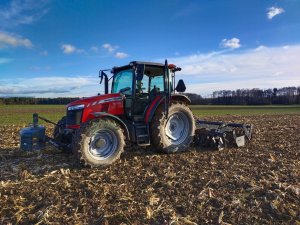 MF 5710 + AGROTOM ATL 3