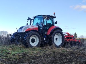 Steyr Multi 4110 + Grano Shark