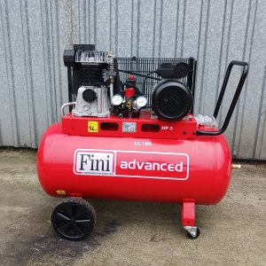 Zobacz grafikę Kompresor olejowy Fini