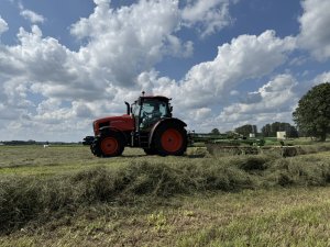 Zobacz grafikę Kubota MGX135-IV + Krone