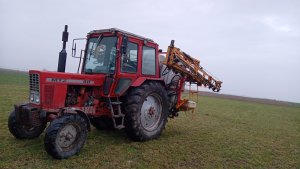 Zobacz grafikę Mtz 550