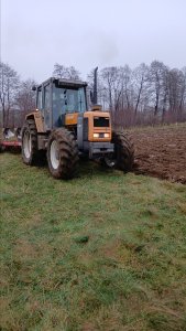 Zobacz grafikę Renault 110.54 & Kverneland F160