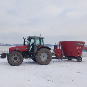 Zobacz grafikę Massey Ferguson 6270