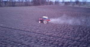 Zetor 8111 i rozsiewacz motyl n057/1 compact