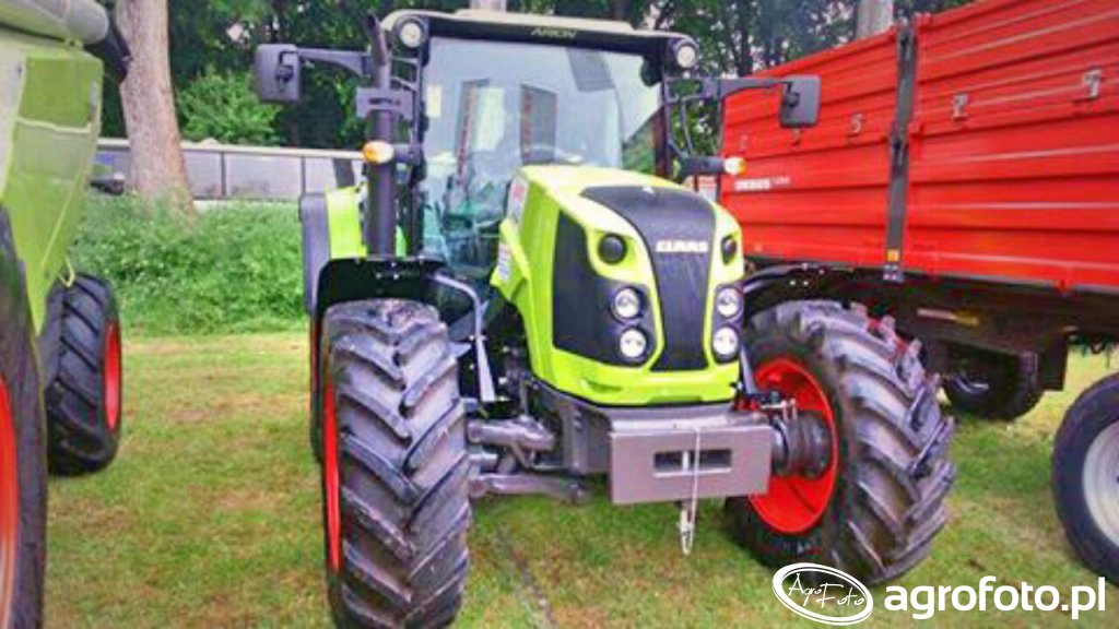 Sprzedaż nowych ciągników w maju 2015